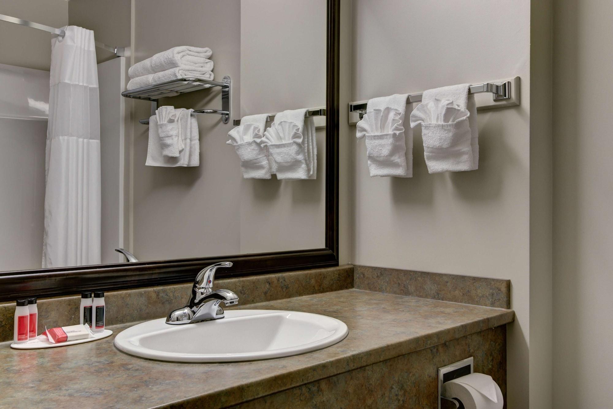 Knights Inn Kamloops Esterno foto
